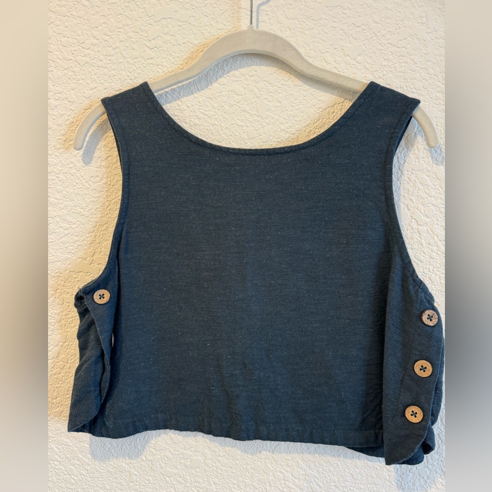 O'Neill Cropped LinenTank Top with Side Buttons